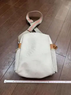 Item thumbnail for item ba5a598e-1f87-4bf9-8265-0c2f5f72bed6