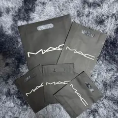 Item thumbnail for item ec208a74-dc42-4454-b5bf-14e2b0b5f623