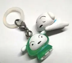 クレヨンしんちゃん　シロ　めじるしアクセサリー　ミニフィギュア