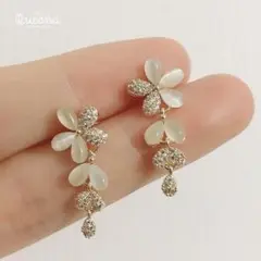 新品 花しずく キャッツアイ ピアス