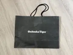 Item thumbnail for item 071e0168-b08e-492f-b95d-65511034d77d