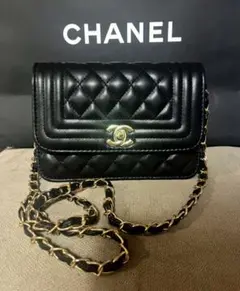 極美品【CHANEL】ターンロックココマークマトラッセチェーンショルダーバッグ