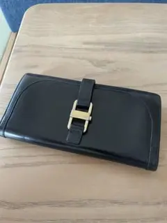 GUCCI 長財布 グッチ エナメル