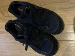 990v4 26 ニューバランス トリプルブラック