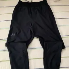Under Armour ブラック ジャージパンツ