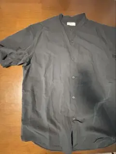ユニクロ ネイビーノーカラー半袖シャツ XL