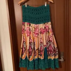 フラ風スカート　美品