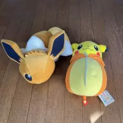 ポケットモンスター　ポケモン　ぬいぐるみ　寝そべり　イーブイ　ピカチュウ