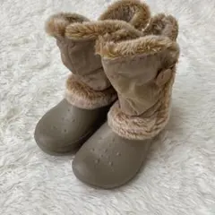 Item thumbnail for item 7208e07e-ac29-4cca-9da9-7514e3ad974c