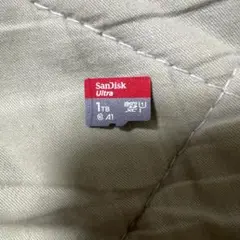 SanDisk microSD カード　1TB