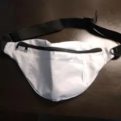 グレー ボディバッグ・ウエストポーチ