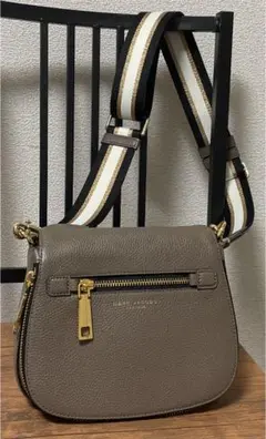 MARC JACOBS ショルダーバッグ グレージュ 美品