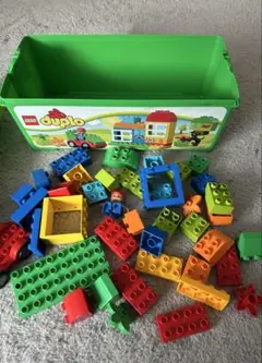 Item thumbnail for item 90bafec3-34d4-4a82-b56f-2b346134b17d