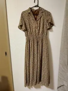 ニコロン　ワンピース　花柄　ブラウン