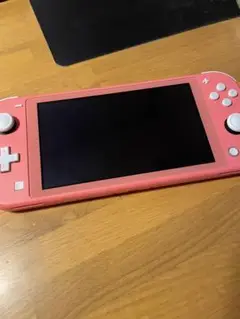 Nintendo switch Lite コーラル