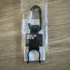 ONEOKROCK ラバーバンド ペットボトルホルダー 新品未開封】ONE OK ROCK 非売品 ペットボトルホルダー - メルカリ