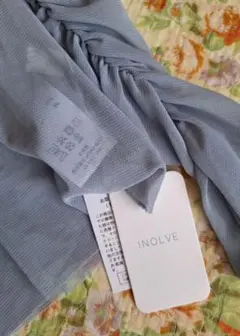 タグ付き！INOLVE シアーハイネックトップス
