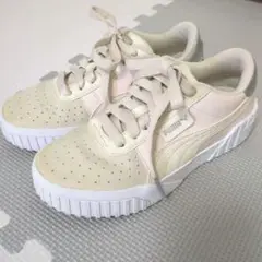 PUMA　レディース　スニーカー