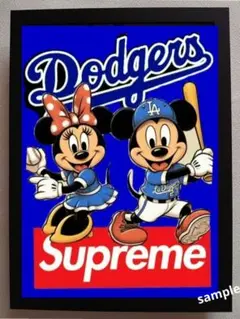 ドジヤーズ　Supreme ポスターフレーム付き壁掛けパロディアート