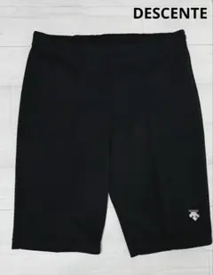 DESCENTEデサント　メンズ　黒ハーフパンツ　サイズXO