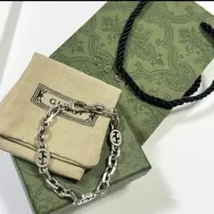 GUCCI ウォレットチェーン シルバー【美品】 2025年最新】GUCCI ウォレットチェーンの人気アイテム - メルカリ