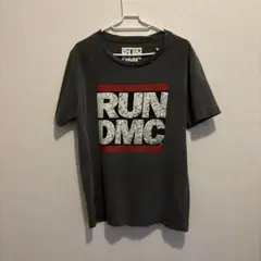 RUN DMC ロゴ ロックTシャツ ダークグレー（ややダメージ加工）