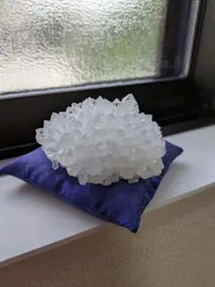 天然石　菊花水晶　強力浄化(⁠ノ⁠◕⁠ヮ⁠◕⁠)⁠ノ⁠*⁠.⁠✧