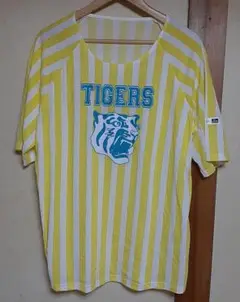 TIGERS 　♡トラコ♡　黄色と白のストライプ　♡Tシャツ♡　フリーサイズ