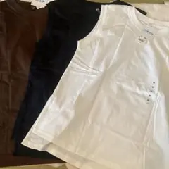 新品　ユニクロ　トップス3点セット