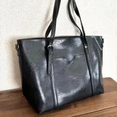 黒 合成皮革 トートバッグ 外ポケット付き