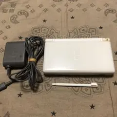 ニンテンドー DS Lite クリスタルホワイト 本体