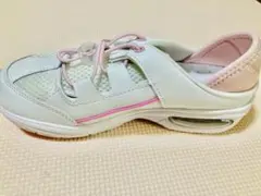 Item thumbnail for item a181102f-8bee-4eae-b23b-e15be05a084f