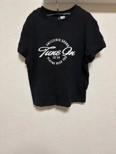 H&M ヨーロッパで購入 レディース TUNE ON プリント入り黒Tシャツ