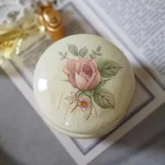 ヴィンテージ　小物入れ