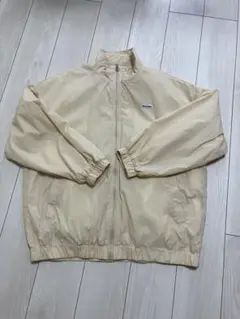 ベージュ ナイロンジャケット　XL