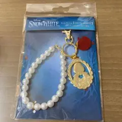 新品　未使用　ディズニー　映画　白雪姫 メタルキーホルダー