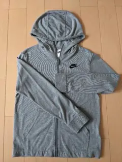 Item thumbnail for item f7cfa78d-f644-4eb8-b423-7ed89c904445