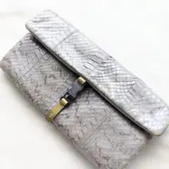 プラダ 高級リザード革 クラッチバッグ
