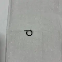 ブラック フープピアス 片耳用