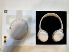 Item thumbnail for item 57841923-2f58-4044-8986-fc5bce0c48a7