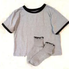 レディース　Tシャツショート丈　おまけ付き(グレーの靴下)写メの通りです