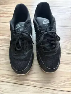 NIKE 27.5