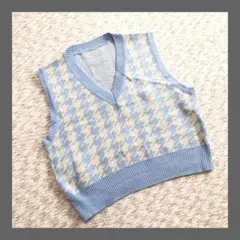 Item thumbnail for item 1153f21d-6b27-49bc-a6e7-0c06503fcce2