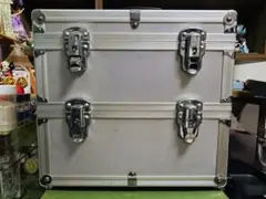Item thumbnail for item 68b22030-385e-479c-b7c5-e197e2e1950d