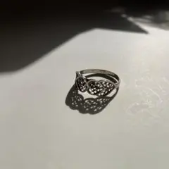 ベルギー　リング　アンティーク