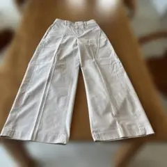 ユニクロ　ベージュ コットン ガウチョパンツ