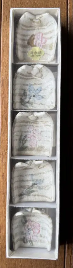 Item thumbnail for item d25161ab-95cc-4ff1-bbe5-e085606ffd75