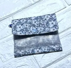 Item thumbnail for item f34b58ab-2432-46d5-a8fe-b75dd0ebe55d