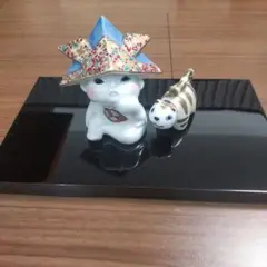 陶芸品 兜人形「兜童」佐々木剛平作 Amazon | 佐々木剛平作 武者人形 兜 有田焼 陶芸 五月人形 | 兜
