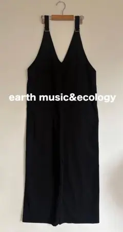 earth music&ecology ブラック ワイドレッグサロペット